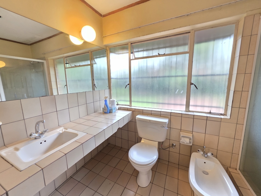 3 Bedroom Property for Sale in Nieuw Muckleneuk Gauteng