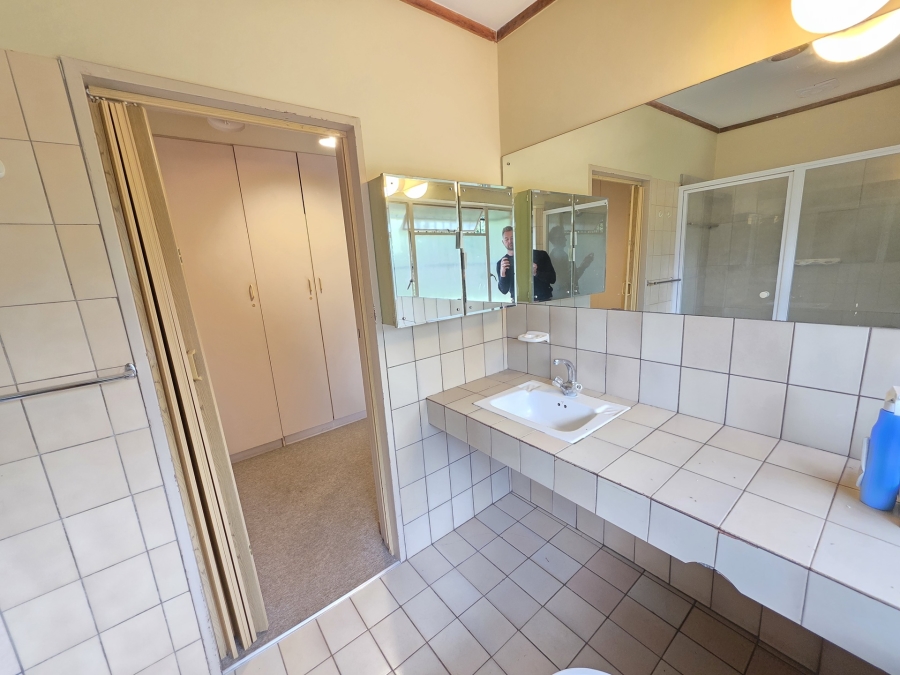 3 Bedroom Property for Sale in Nieuw Muckleneuk Gauteng