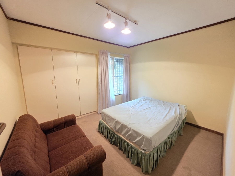 3 Bedroom Property for Sale in Nieuw Muckleneuk Gauteng