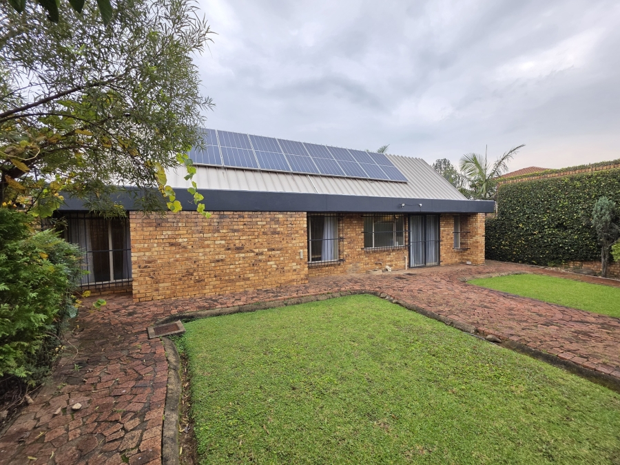 3 Bedroom Property for Sale in Nieuw Muckleneuk Gauteng