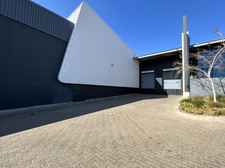 To Let Commercial Property for Rent in Louwlardia Gauteng