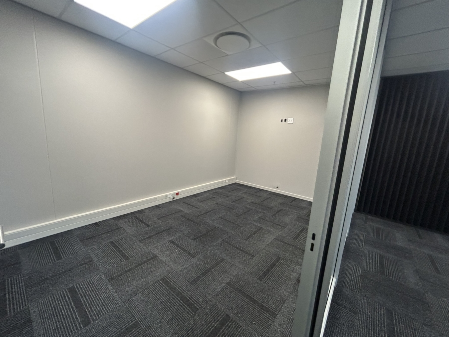 To Let Commercial Property for Rent in Louwlardia Gauteng