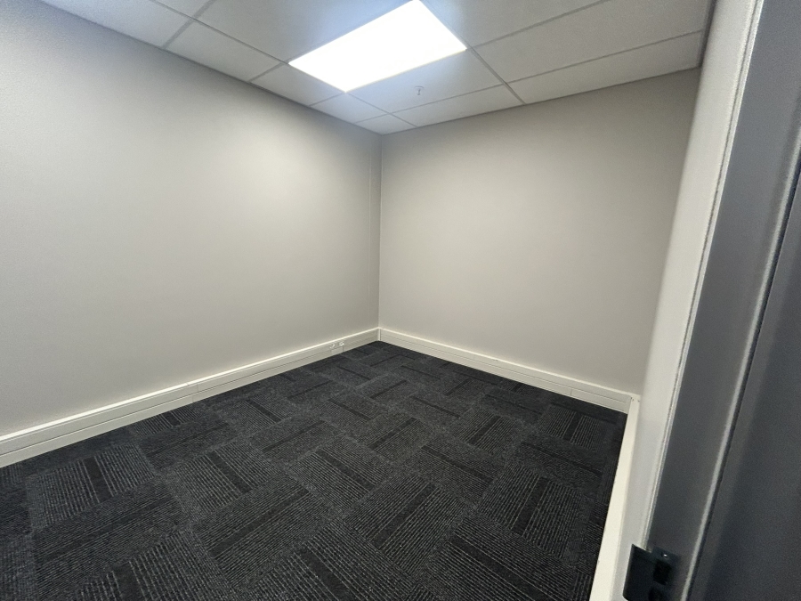 To Let Commercial Property for Rent in Louwlardia Gauteng