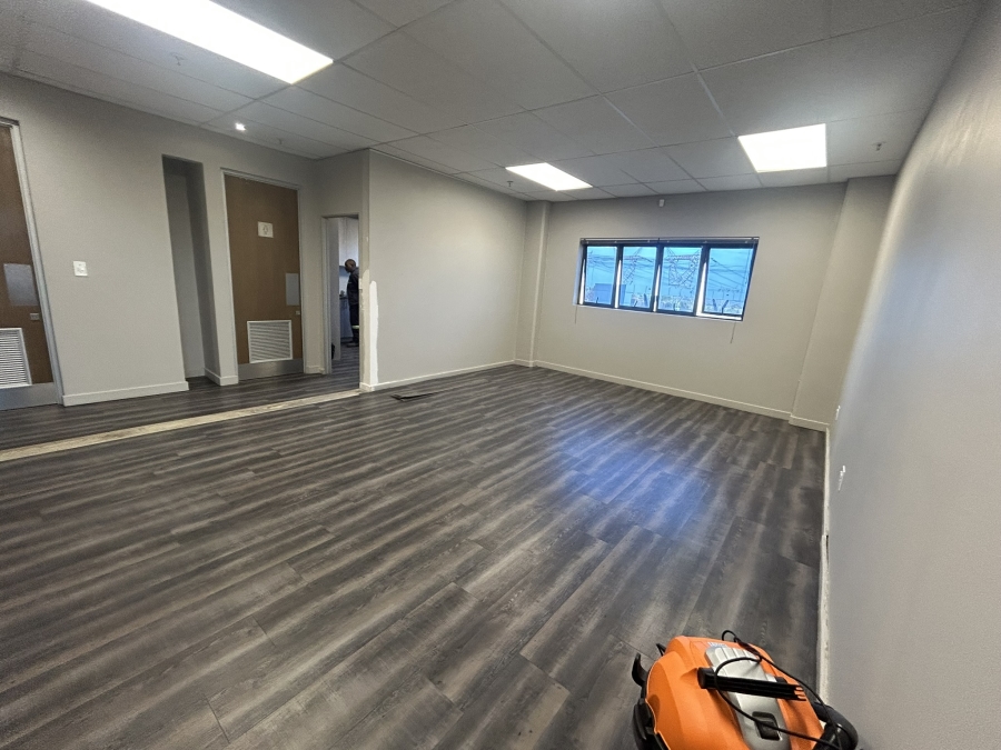 To Let Commercial Property for Rent in Louwlardia Gauteng