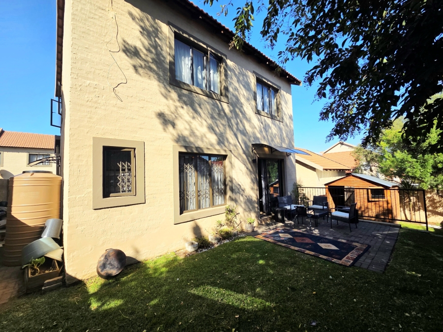 3 Bedroom Property for Sale in Halfway Gardens Gauteng