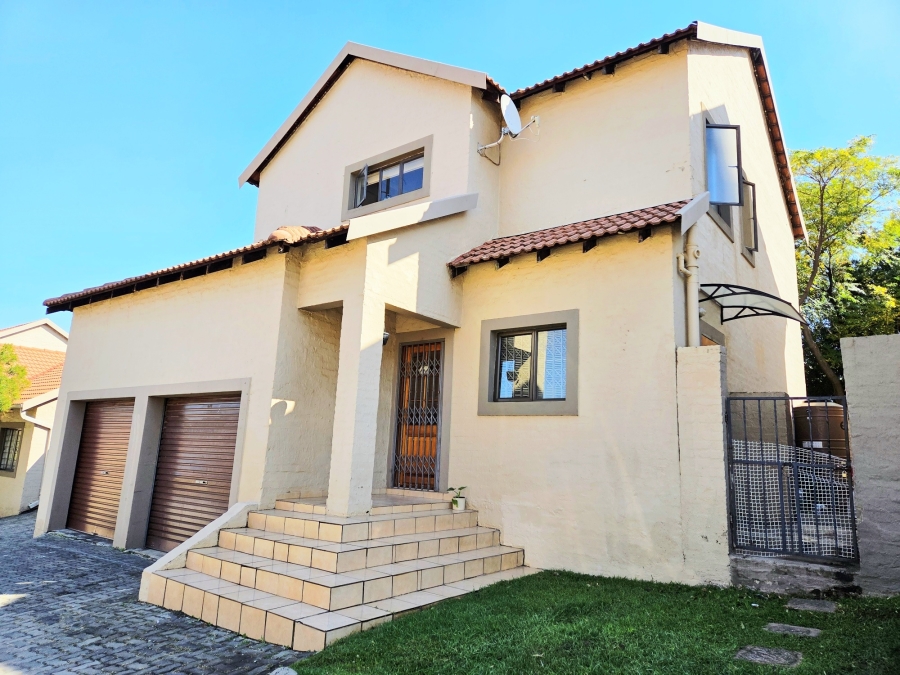 3 Bedroom Property for Sale in Halfway Gardens Gauteng