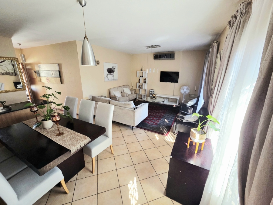 3 Bedroom Property for Sale in Halfway Gardens Gauteng