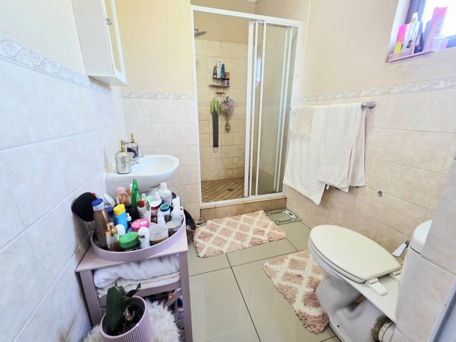 3 Bedroom Property for Sale in Halfway Gardens Gauteng