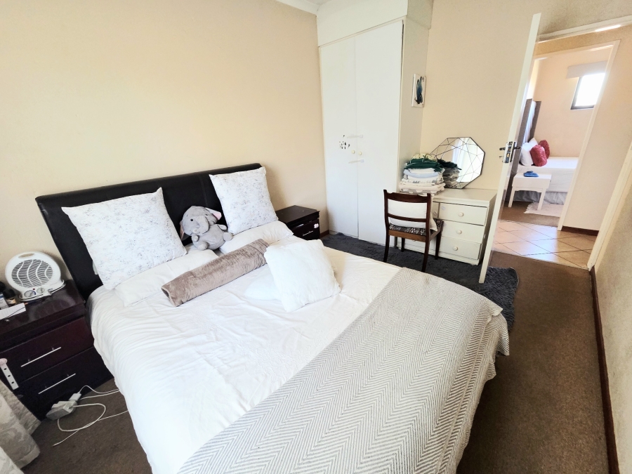 3 Bedroom Property for Sale in Halfway Gardens Gauteng