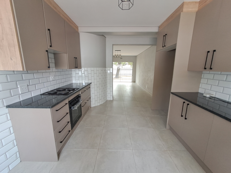 4 Bedroom Property for Sale in Verwoerdpark Gauteng