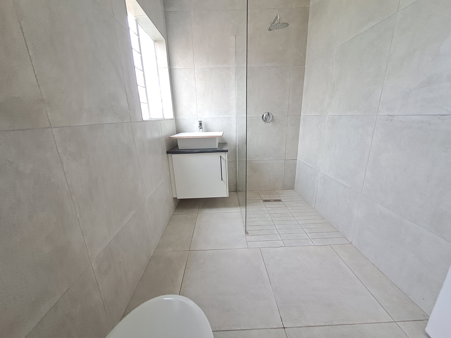 4 Bedroom Property for Sale in Verwoerdpark Gauteng
