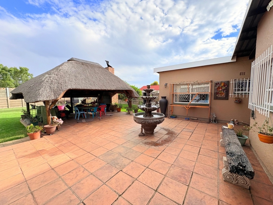 3 Bedroom Property for Sale in Parkrand Gauteng