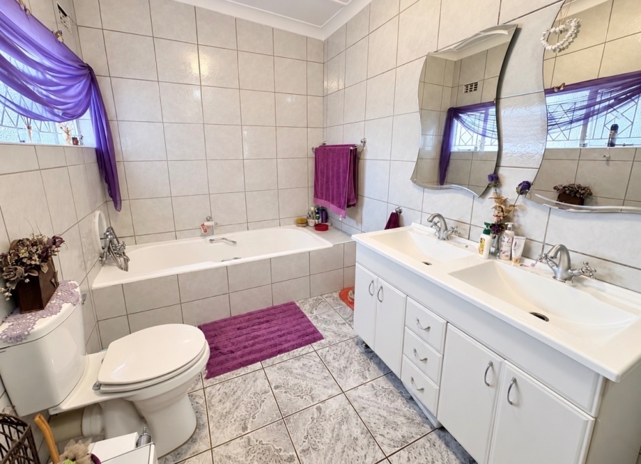 3 Bedroom Property for Sale in Parkrand Gauteng