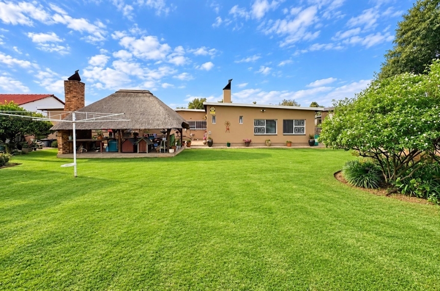 3 Bedroom Property for Sale in Parkrand Gauteng