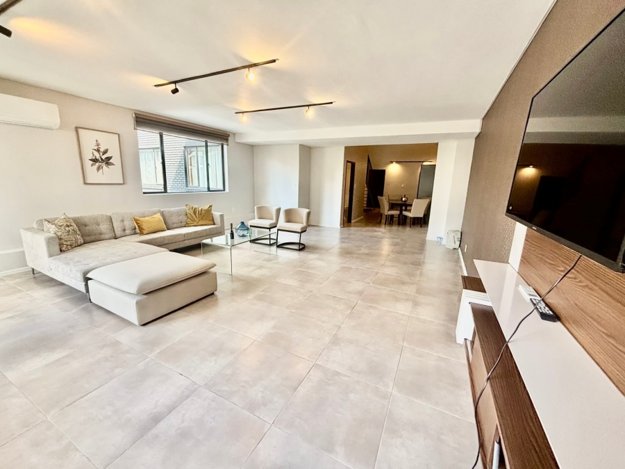 To Let 2 Bedroom Property for Rent in Sandton Central Gauteng