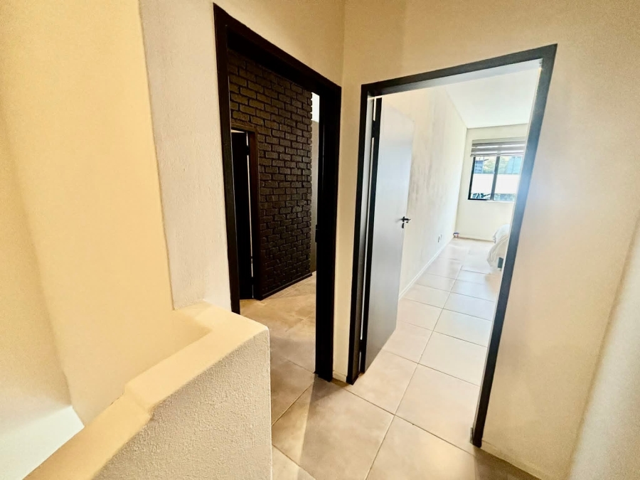 To Let 2 Bedroom Property for Rent in Sandton Central Gauteng