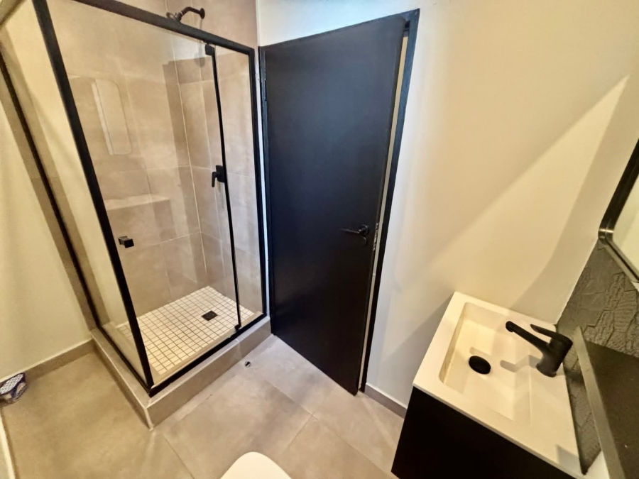 To Let 2 Bedroom Property for Rent in Sandton Central Gauteng