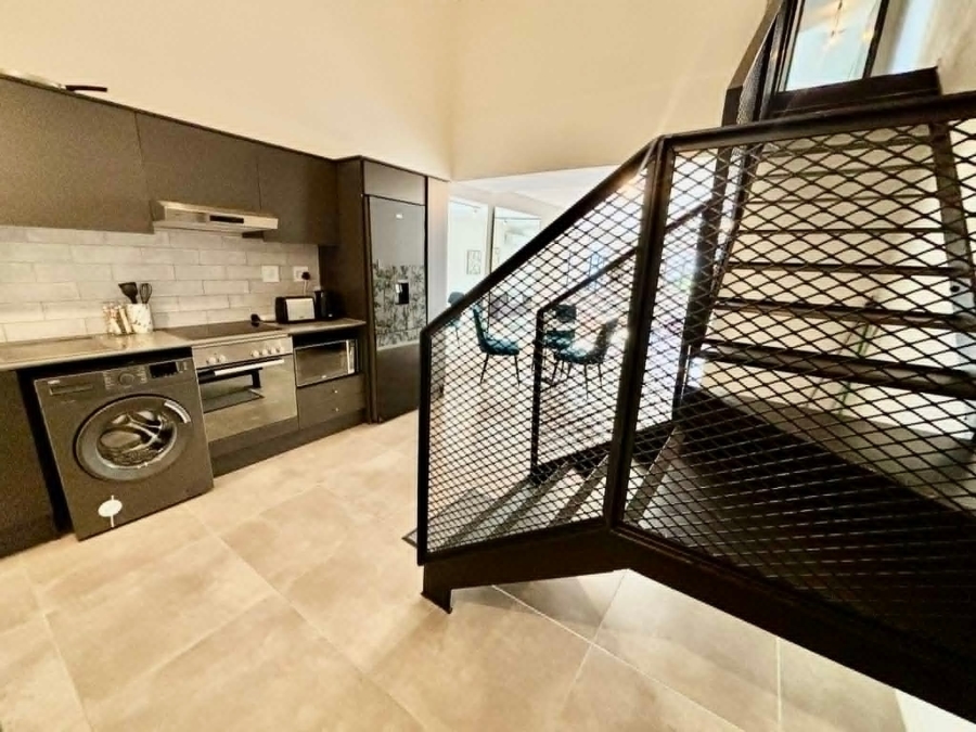 To Let 2 Bedroom Property for Rent in Sandown Gauteng
