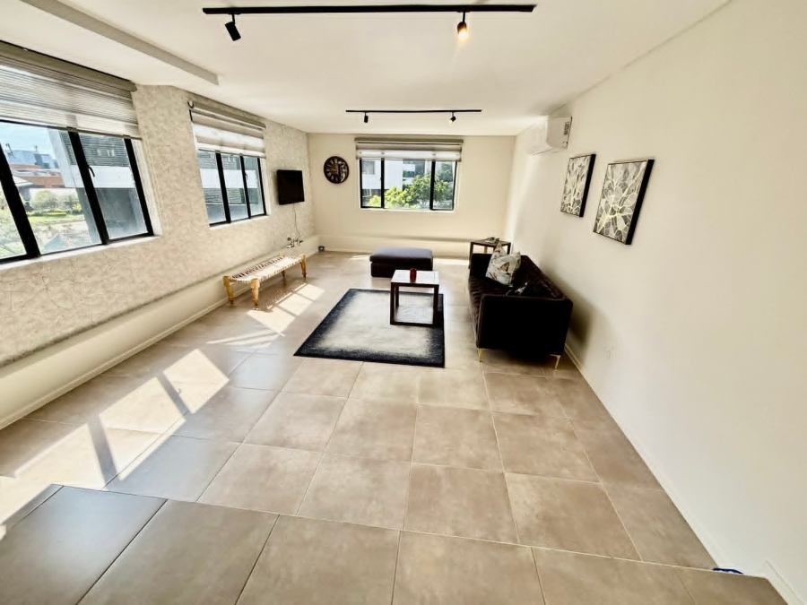 To Let 2 Bedroom Property for Rent in Sandown Gauteng