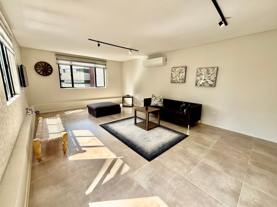 To Let 2 Bedroom Property for Rent in Sandown Gauteng