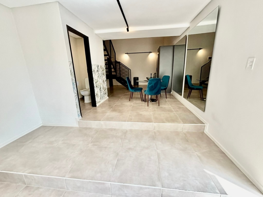 To Let 2 Bedroom Property for Rent in Sandown Gauteng
