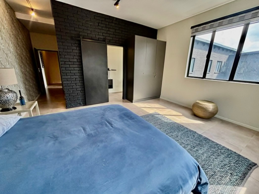 To Let 2 Bedroom Property for Rent in Sandown Gauteng