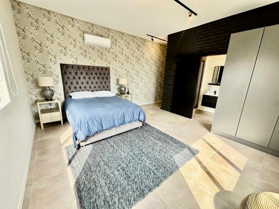 To Let 2 Bedroom Property for Rent in Sandown Gauteng