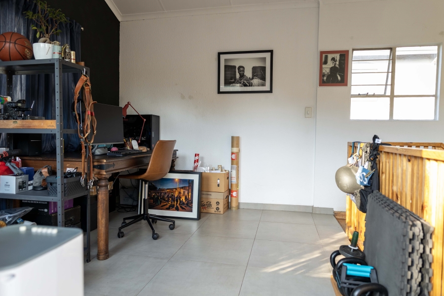 2 Bedroom Property for Sale in Douglasdale Gauteng
