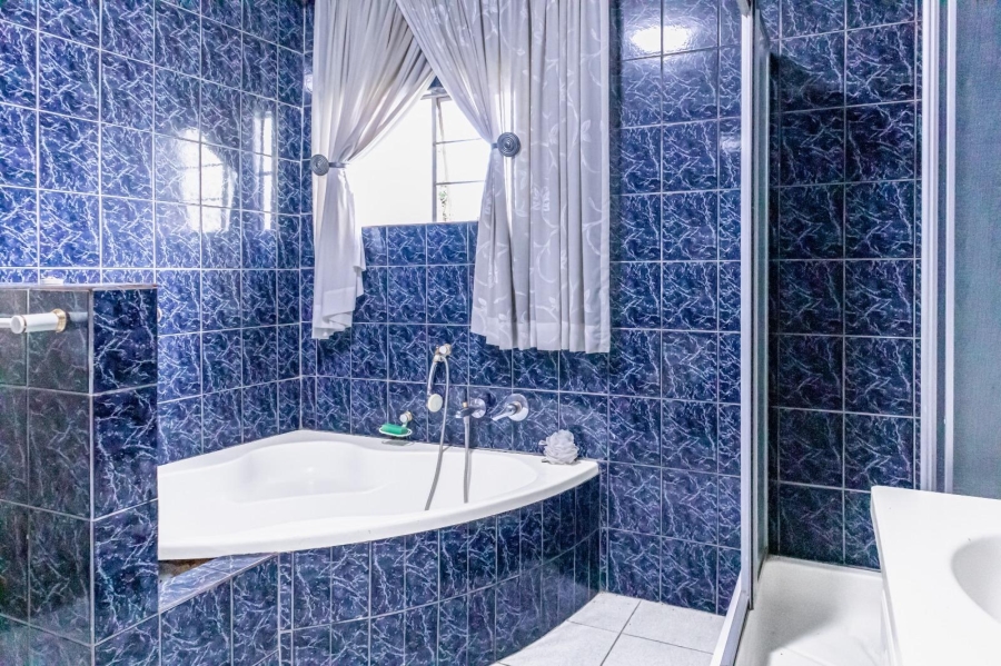 4 Bedroom Property for Sale in Fourways Gauteng