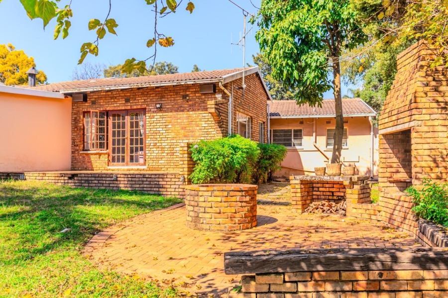 4 Bedroom Property for Sale in Fourways Gauteng