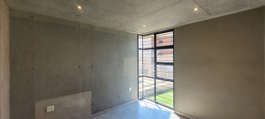 To Let 2 Bedroom Property for Rent in Hazeldean Gauteng