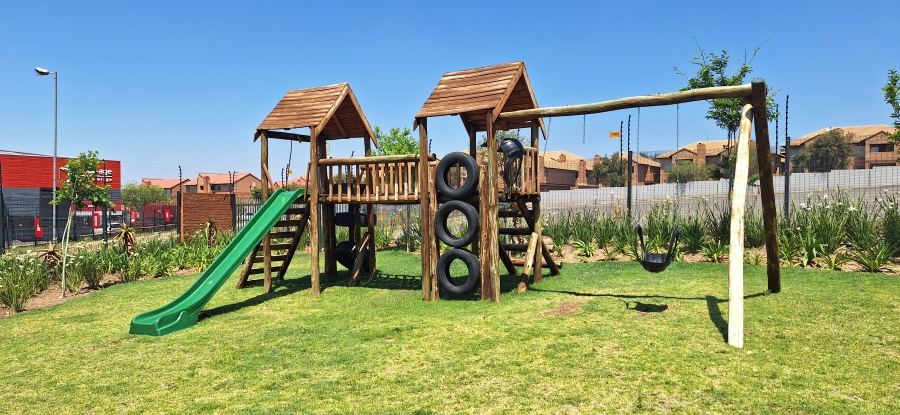 To Let 2 Bedroom Property for Rent in Hazeldean Gauteng