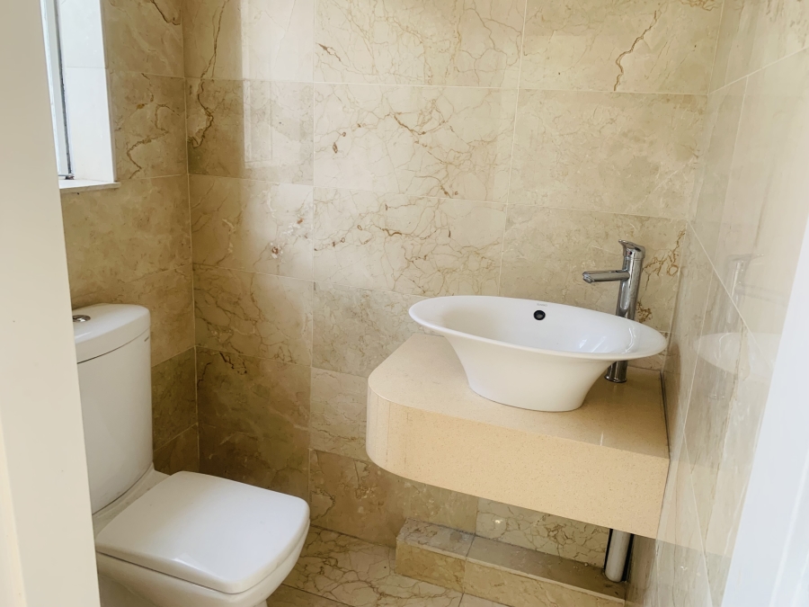 To Let 1 Bedroom Property for Rent in Orange Grove Gauteng