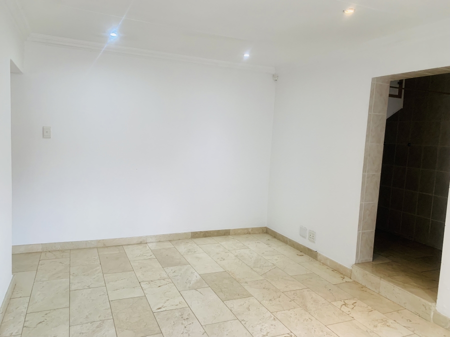 To Let 1 Bedroom Property for Rent in Orange Grove Gauteng