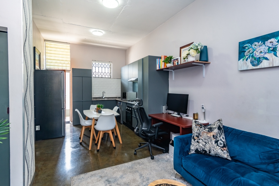 2 Bedroom Property for Sale in Victoria Gauteng