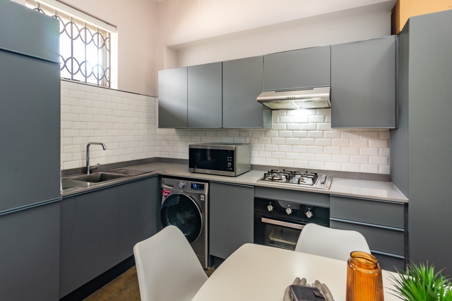 2 Bedroom Property for Sale in Victoria Gauteng