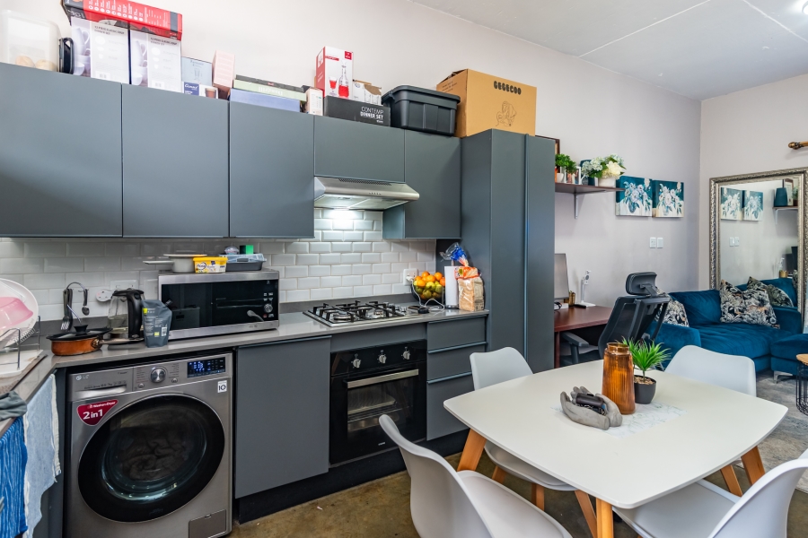 2 Bedroom Property for Sale in Victoria Gauteng