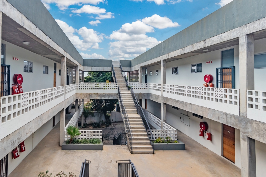 2 Bedroom Property for Sale in Victoria Gauteng