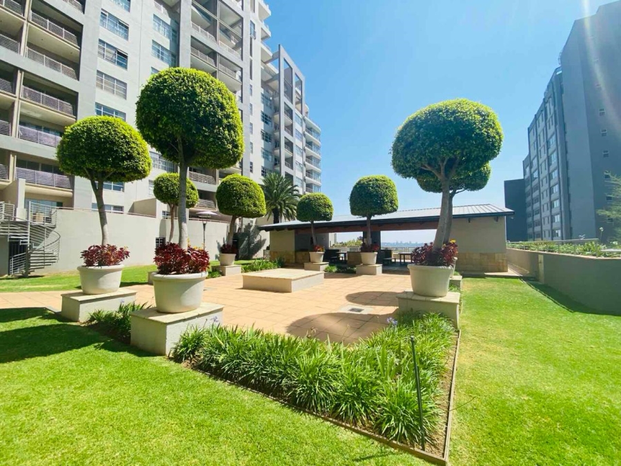 To Let 3 Bedroom Property for Rent in Sandhurst Gauteng