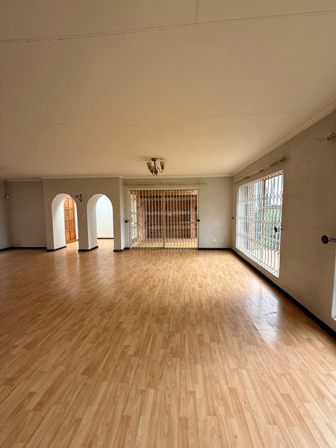 3 Bedroom Property for Sale in Constantia Kloof Gauteng