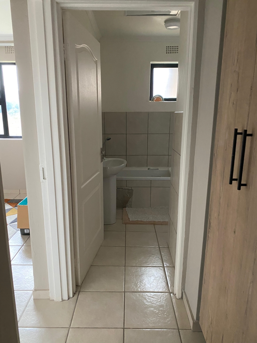 To Let 2 Bedroom Property for Rent in Rynfield A H Gauteng