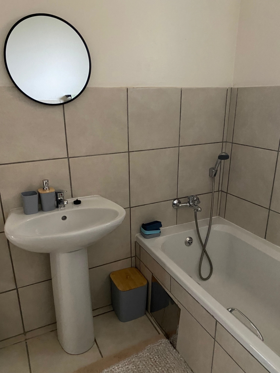 To Let 2 Bedroom Property for Rent in Rynfield A H Gauteng