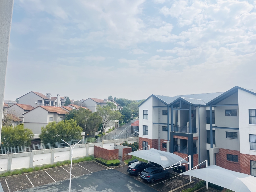 To Let 1 Bedroom Property for Rent in Noordhang Gauteng