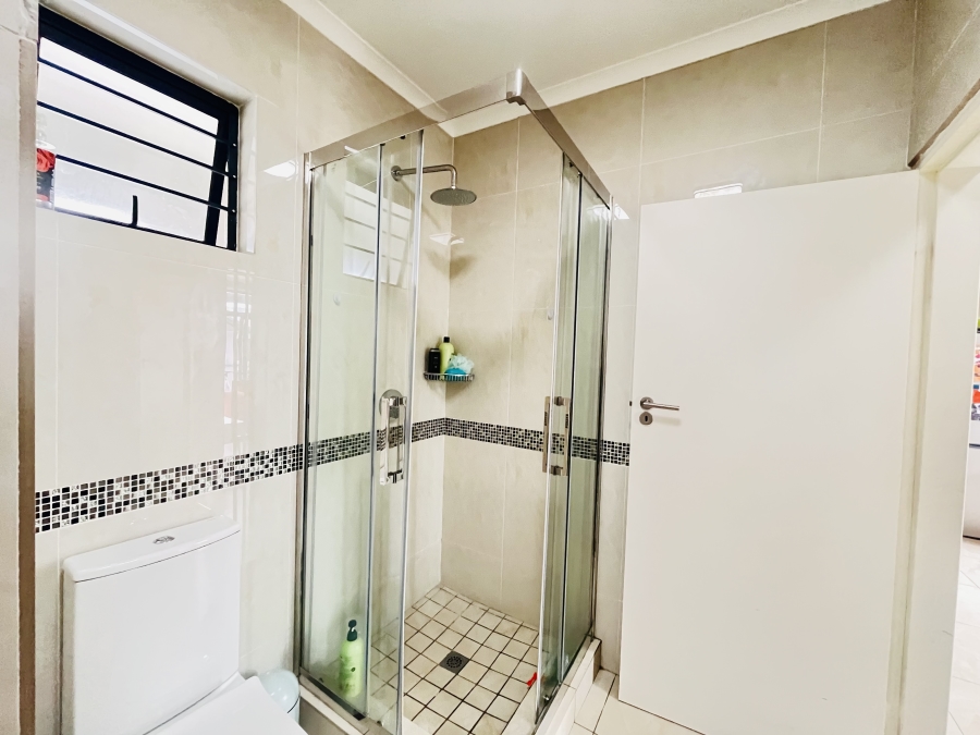 To Let 1 Bedroom Property for Rent in Noordhang Gauteng