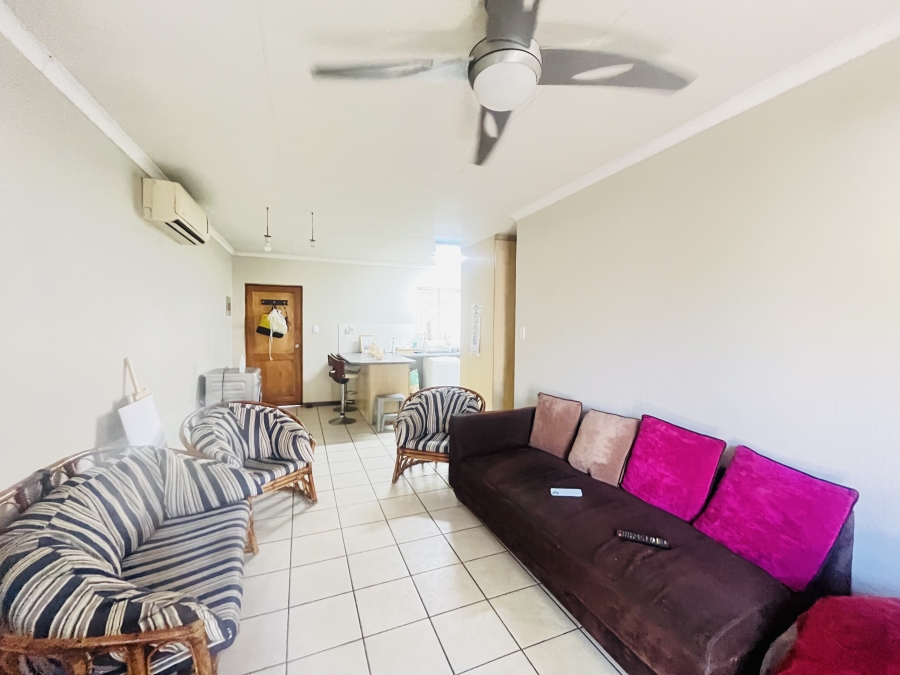 To Let 2 Bedroom Property for Rent in Greenstone Hill Gauteng