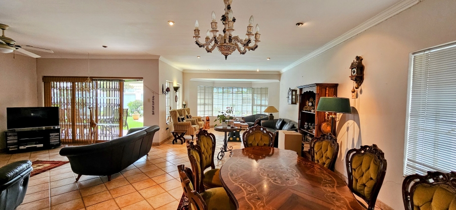 3 Bedroom Property for Sale in Three Rivers Proper Gauteng