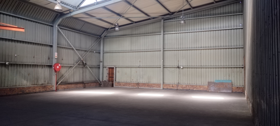 To Let Commercial Property for Rent in Benrose Gauteng