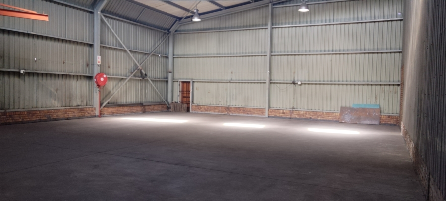 To Let Commercial Property for Rent in Benrose Gauteng