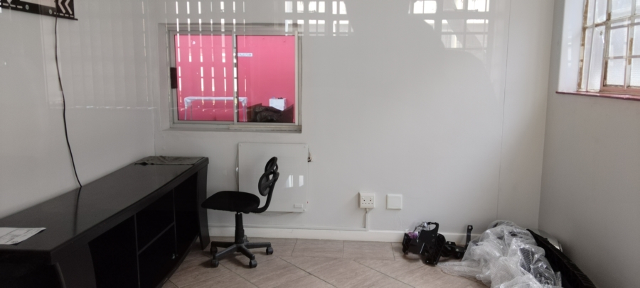 Commercial Property for Sale in Booysens Reserve Gauteng