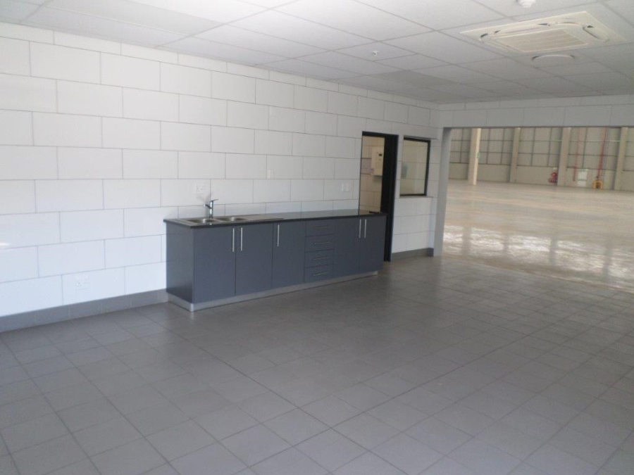 To Let Commercial Property for Rent in Linbro Park Gauteng